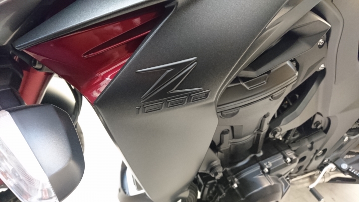 2016 KAWASAKI Z1000 開箱~~