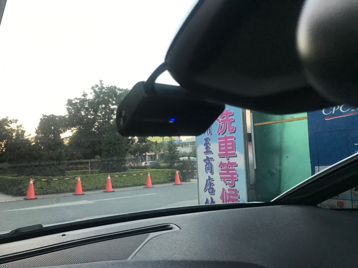 （微開箱）Thinkware F770 前、後雙鏡頭行車紀錄器