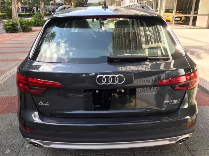 Audi A4 Allroad車照流出