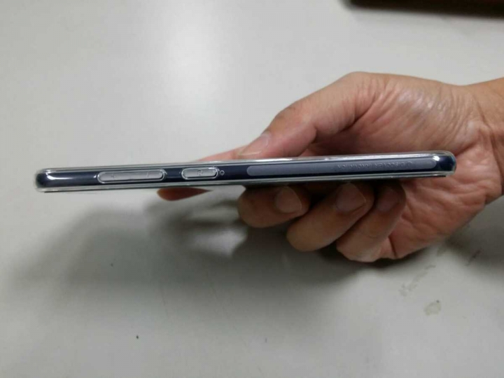 Zenfone3全屏保護貼加保護套微開箱