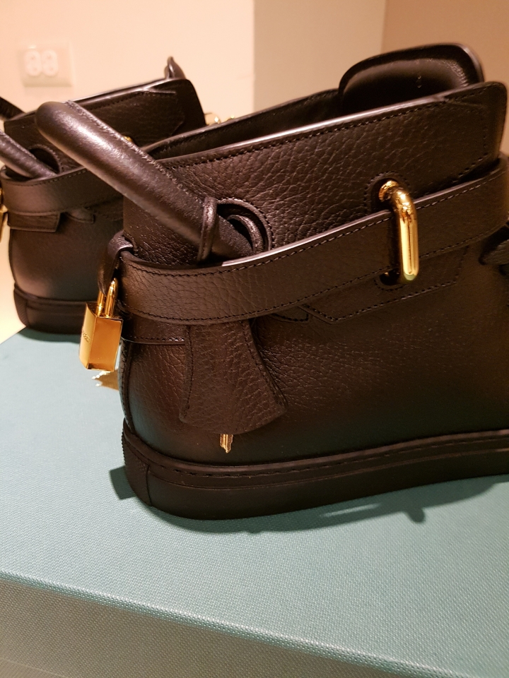 黑五戰利品  Buscemi 100MM