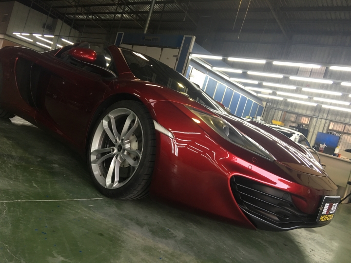 【分享】McLaren MP4-12C 噴膜改色 消光金屬灰