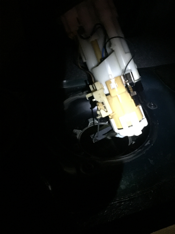accord7-3.0汽油泵壞了原廠太貴只好自己來了