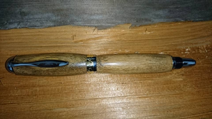 第一次嘗試做鋼筆
