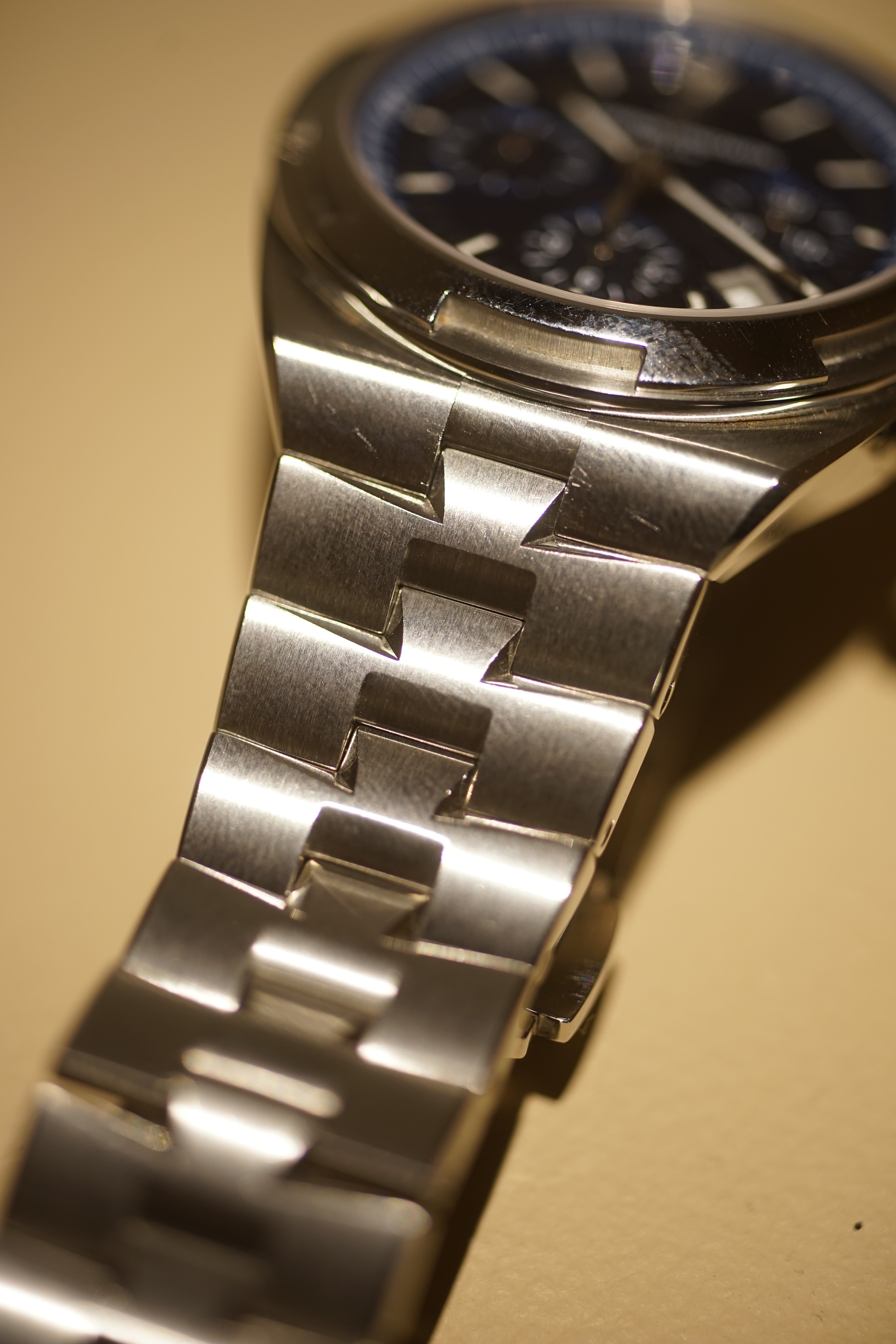 【開箱】三個願望一次滿足：江詩丹頓Vacheron Contantin縱橫四海 Overseas計時碼錶