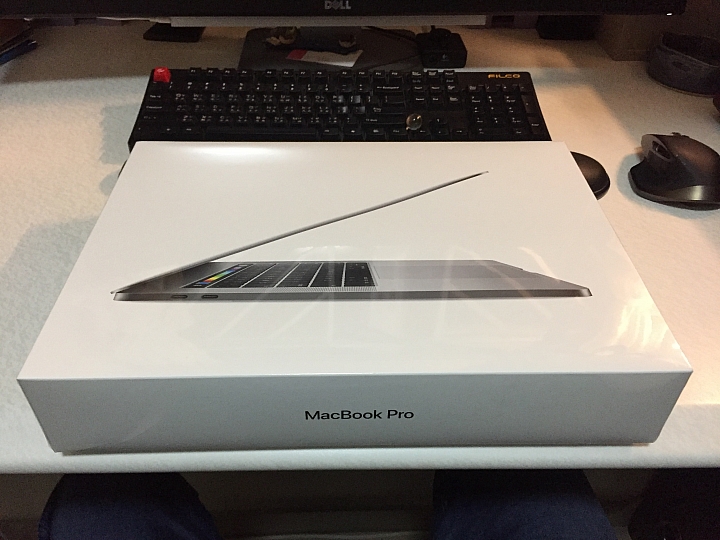 [開箱] Macbook Pro 15" 2016 with Touch Bar