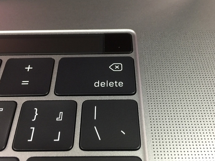 [開箱] MacBook Pro 15" 2016 基本款升級512GB