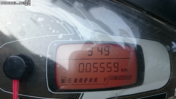Address v125ss 排氣管的鐵鏽
