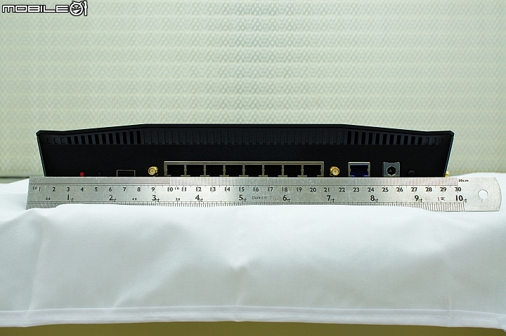 ASUS RT-AC88U 不專業開箱及使用心得