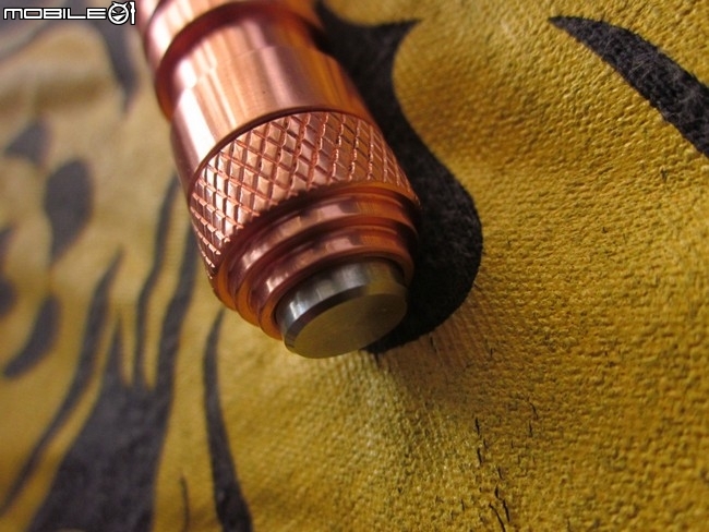 ACEBEAM  PT10  2aaa 銅製玫瑰金筆筒
