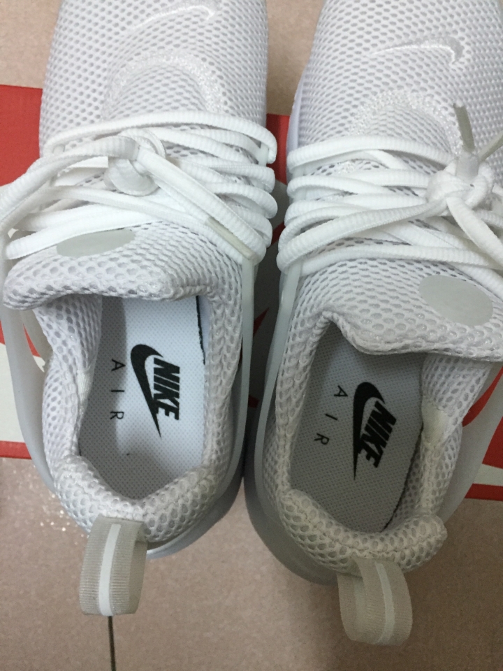 這雙NIKE是否正品
