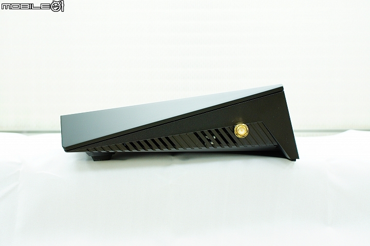 ASUS RT-AC88U 不專業開箱及使用心得