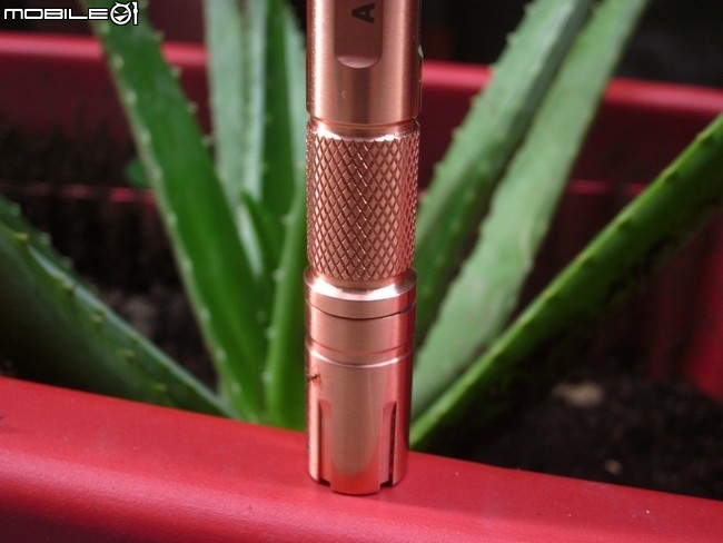 ACEBEAM  PT10  2aaa 銅製玫瑰金筆筒