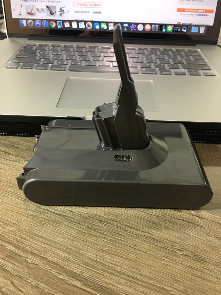 在日本買了DYSON SV10 但現在卻怎麼樣都充不了電，請問到哪邊可以買到電池？
