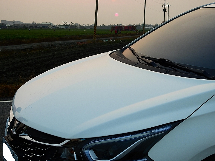 開著Luxgen S3記錄2016年的最後陽光