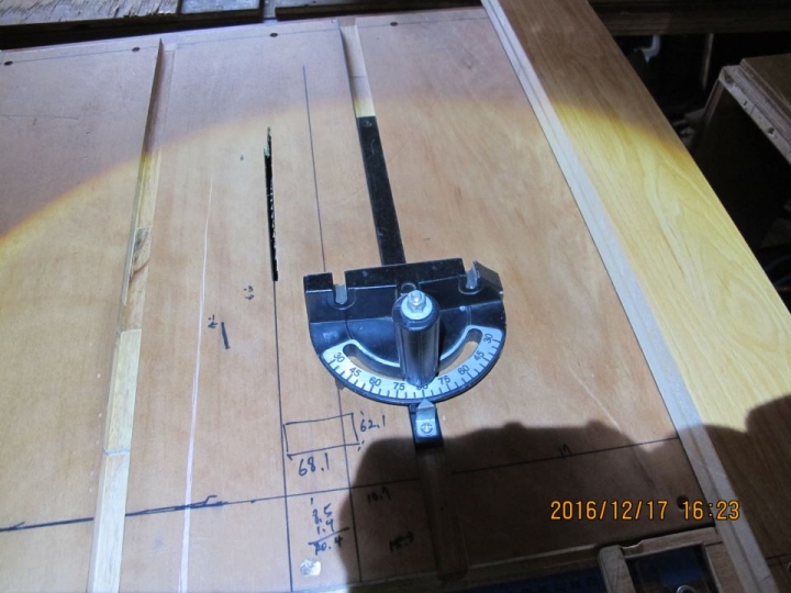 個人簡易工程-第74篇- 小型便攜式 升降 鋸台 台鋸 鋸檯 檯鋸 - (我的第一台升降鋸台) -製作紀錄