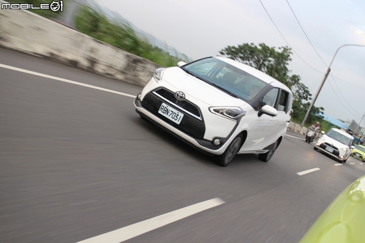 新世代休旅空間王~TOYOTA ALL NEW SIENTA試駕活動心得分享