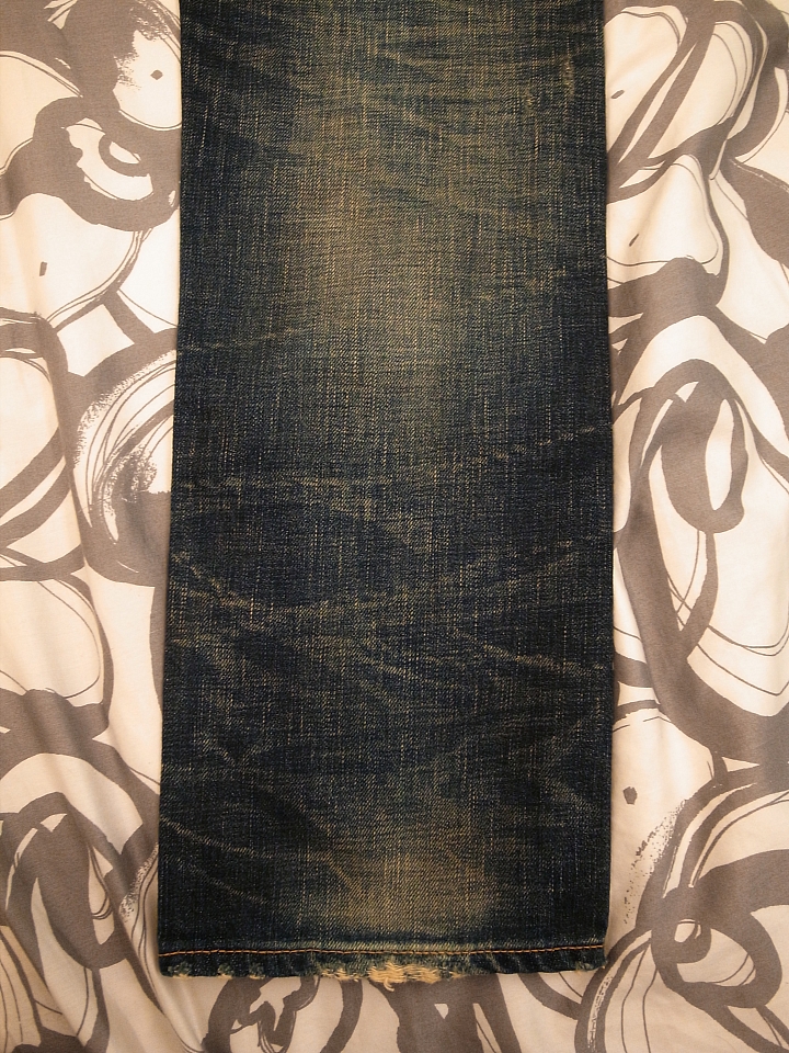 遲來的Jeansda芬里爾修身版縛狼鎖古董褲開箱