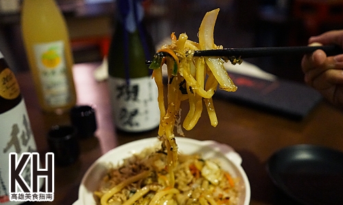 高雄新興區美食推薦《酒楽》日式居酒屋炭火燒烤熱炒美食推薦