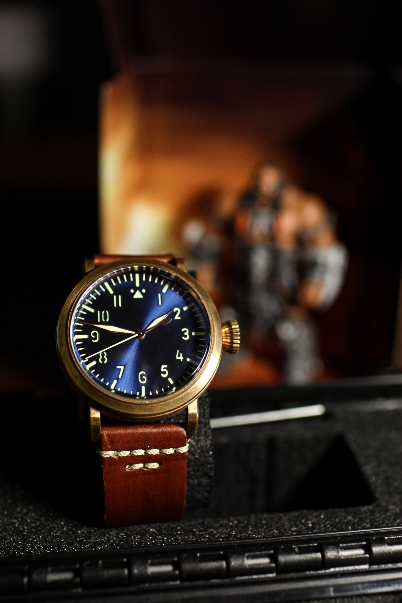 VIKING ESSENCE VE-3青銅飛行錶