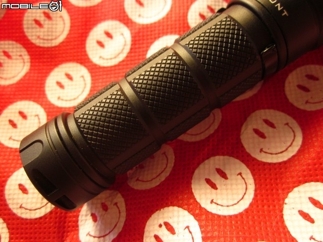 SKILHUNT DS21 HI  親民18650 EDC