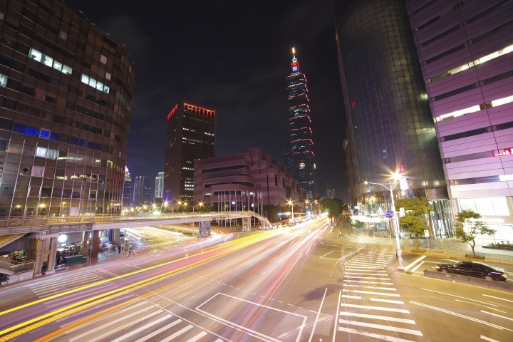 pentax k-1 練習生101夜拍蓋小樓