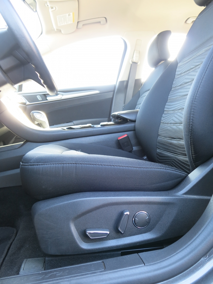 2016 Ford Mondeo ( 美國版 Fusion SE ) 二手開箱
