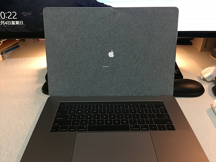 [開箱] Macbook Pro 15" 2016 with Touch Bar