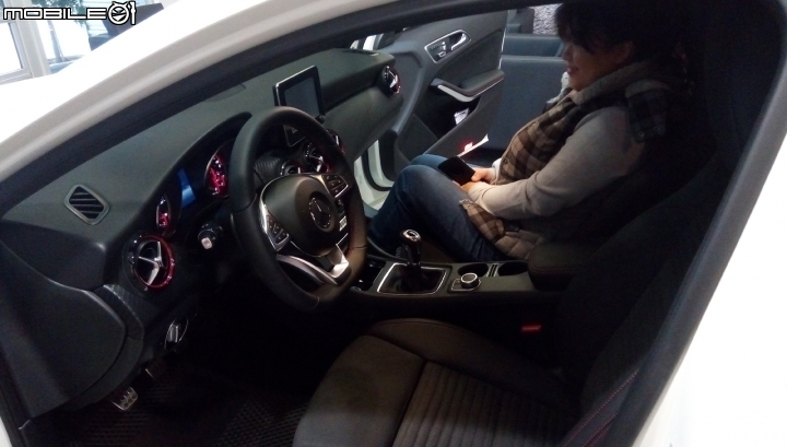 A250 Sport 6MT遲到的同學開箱文