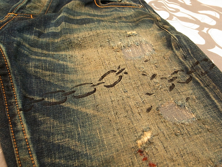 遲來的Jeansda芬里爾修身版縛狼鎖古董褲開箱