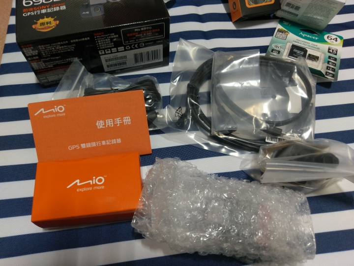 MIO 698D首開箱 影片已補上~~ 前後SONY sensor 主機採用星光級感光元件