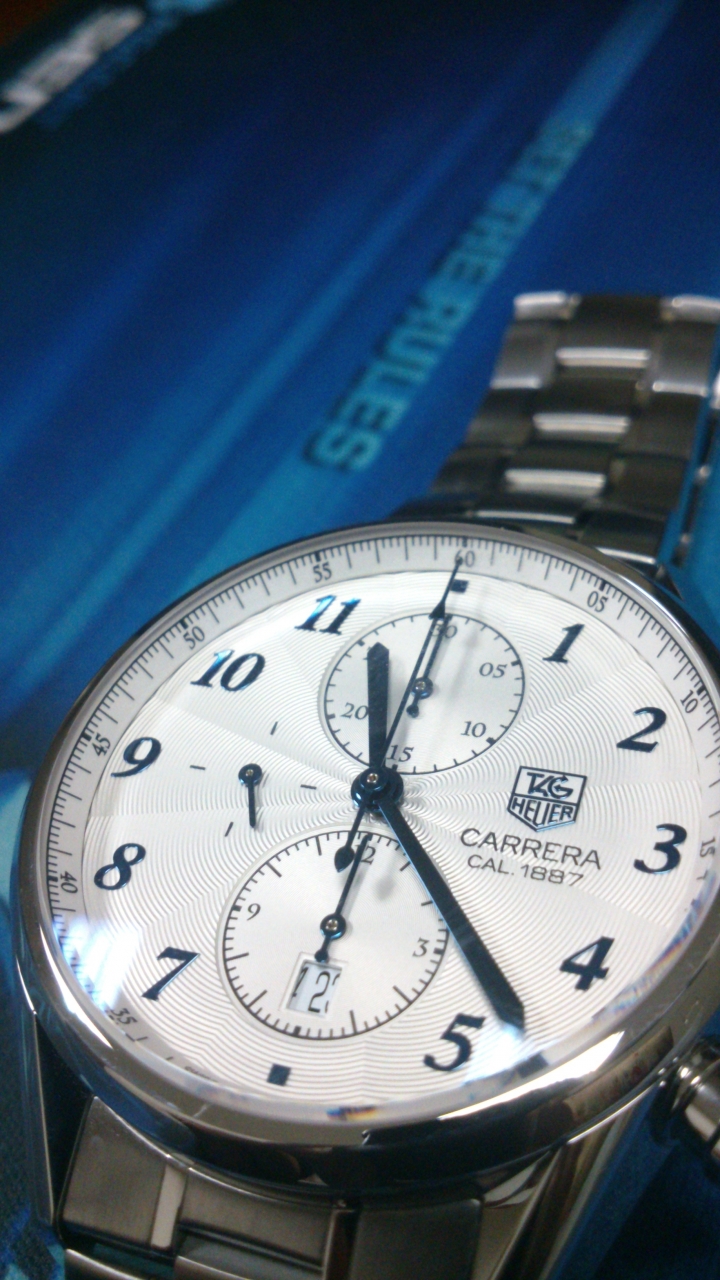 豪雅 Tag Heuer的經典工藝~~Carrera系列1887藍鋼針開箱