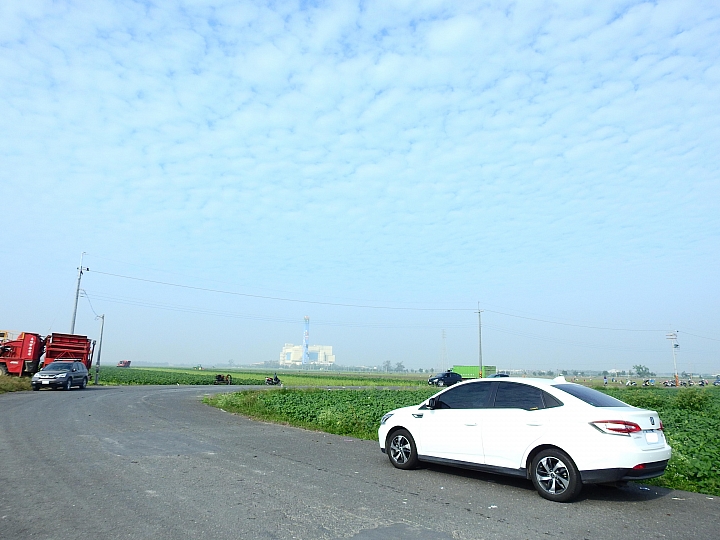 開著Luxgen S3記錄2016年的最後陽光
