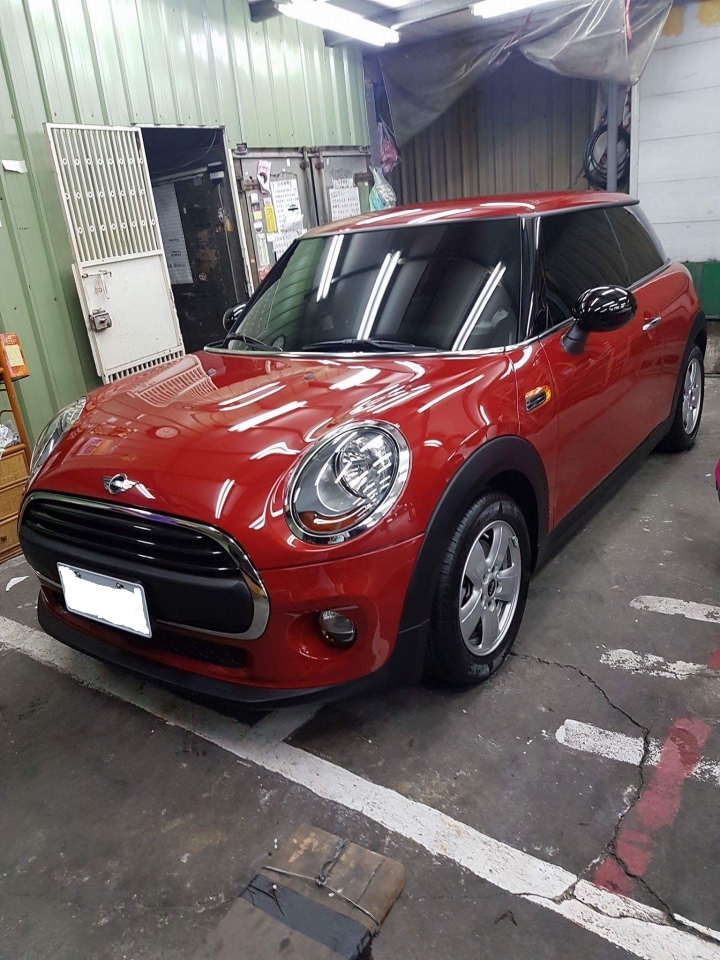 小資女牽新車購新機小開箱—Vico MF1