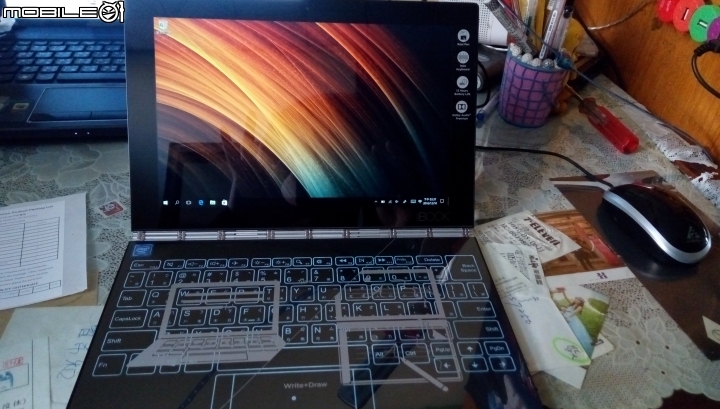 Lenovo YOGA BOOK for Windows10 到手