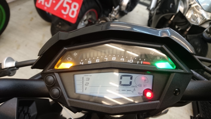 2016 KAWASAKI Z1000 開箱~~