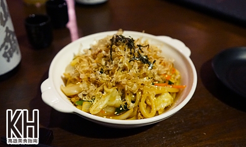 高雄新興區美食推薦《酒楽》日式居酒屋炭火燒烤熱炒美食推薦