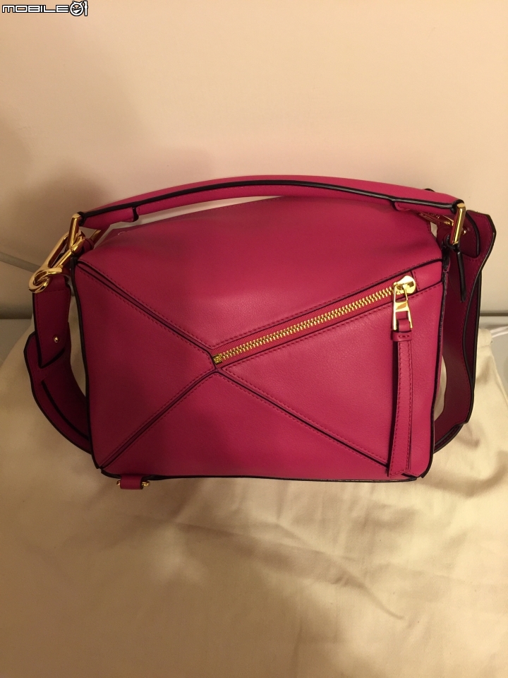 Loewe Puzzle小型開箱文