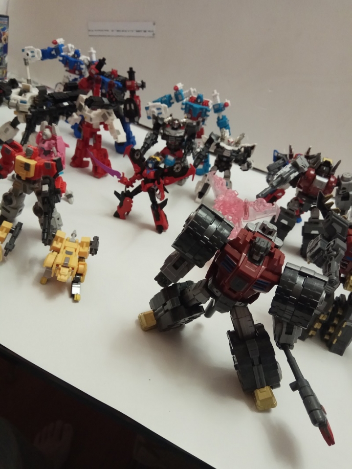 [變形金剛]開箱文 鐵工廠 IF-EX 16N 夜鶯& IF-EX 17L甩尾 EX 17S 死鎖  傳奇級 變形金剛介紹文21