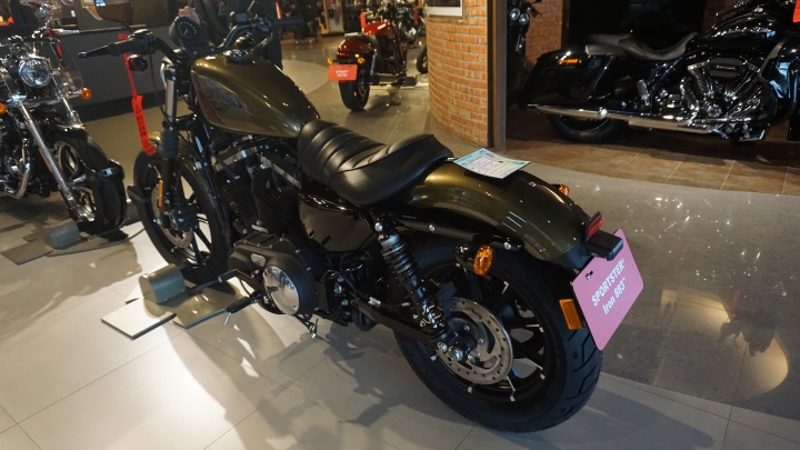 [非專業開箱] 老爸的生日禮物 Iron 883