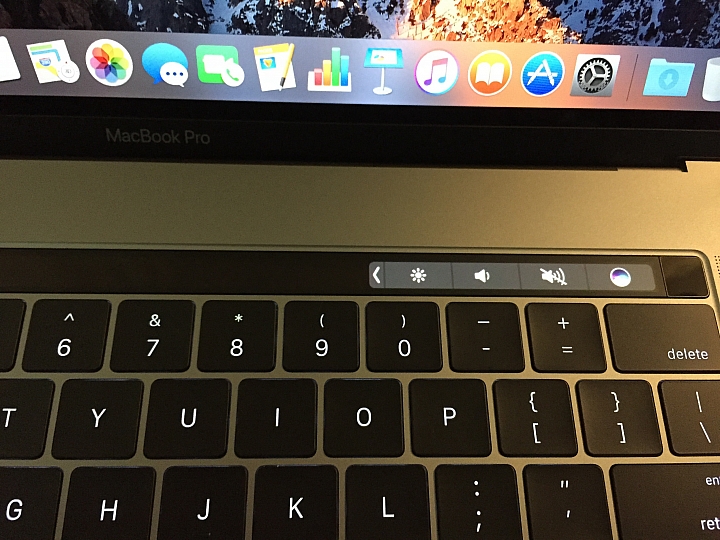 [開箱] Macbook Pro 15" 2016 with Touch Bar
