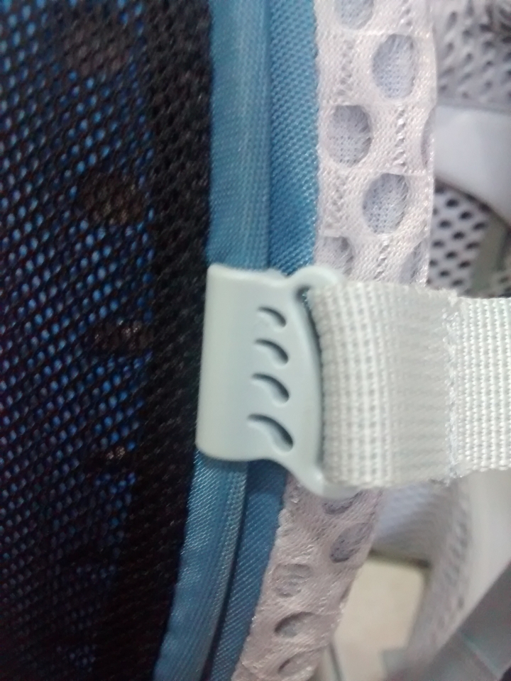 Osprey Poco AG plus vs. Deuter Comfort 3 嬰幼兒背架 (moto g 照片效果傷眼, 慎入)