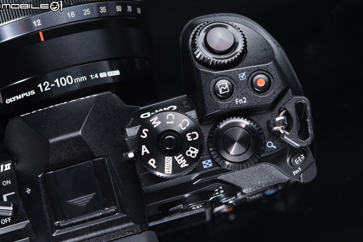 樹立難以超越的標準 Olympus OM-D E-M1 MarkII