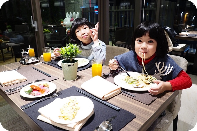 【宜蘭親子飯店】全新開幕🔹🔷 宜蘭悅川酒店🔸🔶美食、閱讀，小而美的親子友善空間！