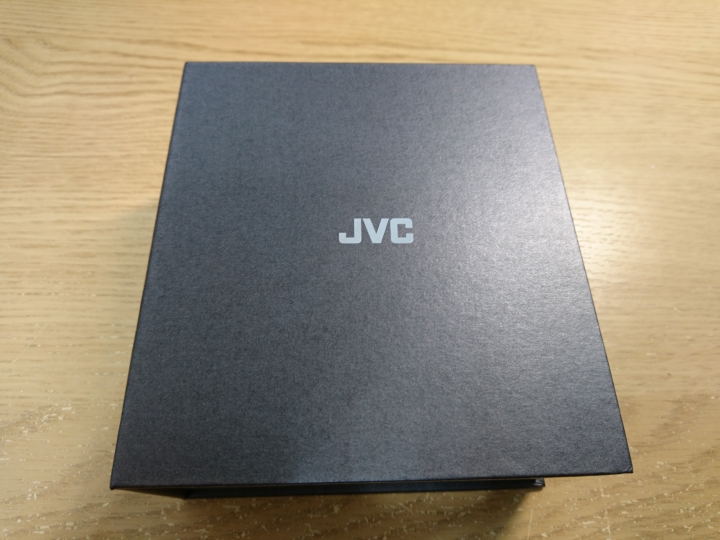 JVC 木質震模耳機 HA-FW03 開箱文