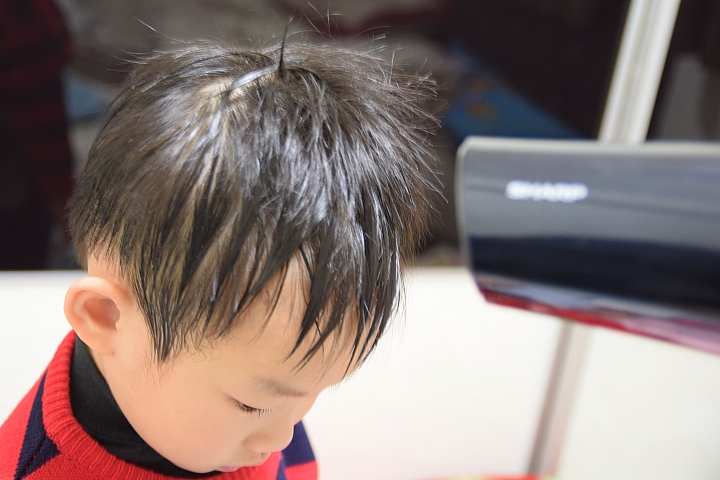 吹髮也可以是種享受 SHARP自動除菌離子吹風機 給家人暖暖又美美的體驗
