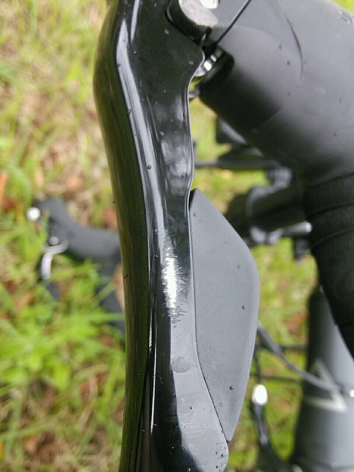 [心痛的一天] 騎公路車別穿鬆口長褲阿...