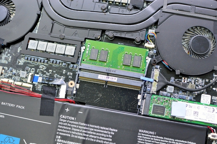 GIGABYTE Aero14(GTX1060) 電競商務機，效能再進化