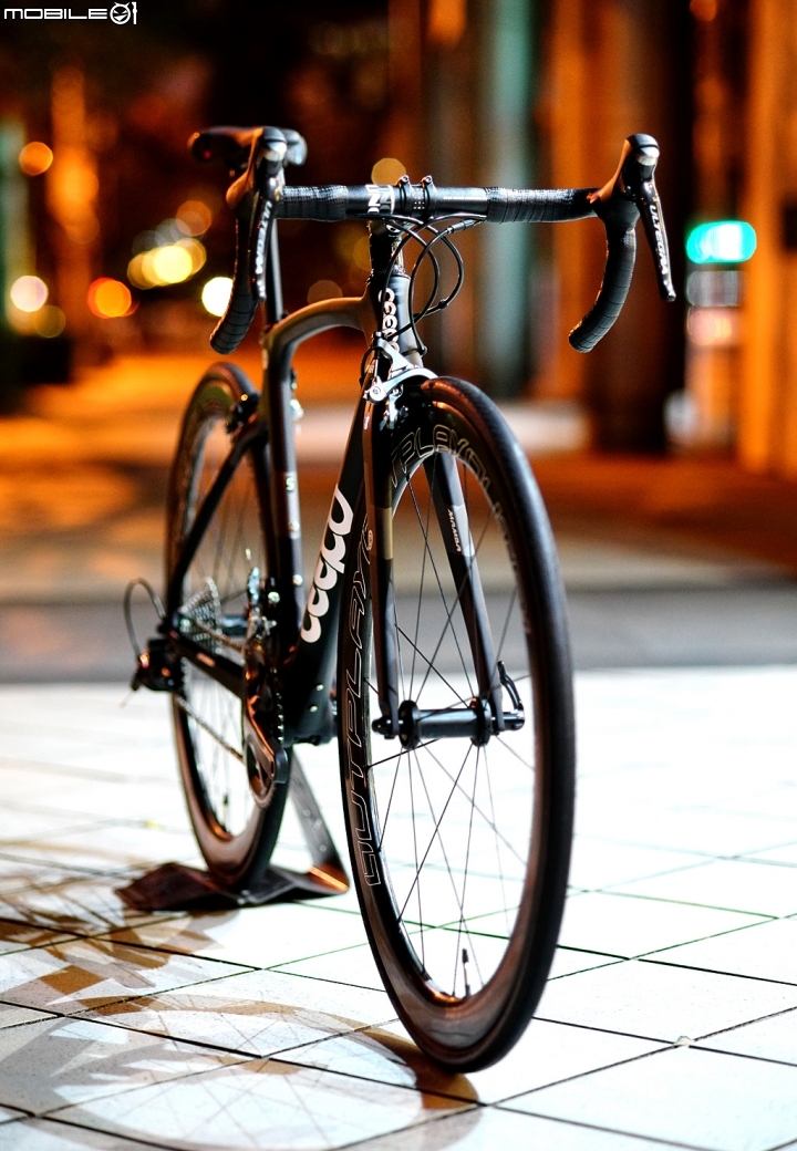 CEEPO MAMBA + Outplay 碳纖維輪組