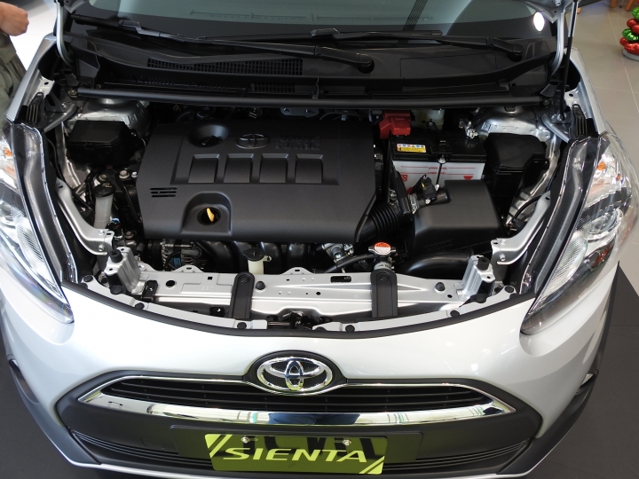 翻轉大空間，樂活每一天，新世代休旅"TOYOTA SIENTA"...試駕體驗心得